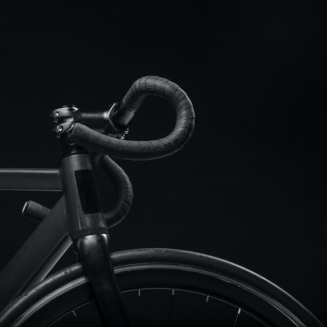 Happy bike-to-work day 🚴‍♀️

Bicycling to work is associated with a substantially lower risk of cardiovascular disease compared to commuting by car or public transportation. It also makes you happier! 😄

#createtoreach #brandzagencija #brandzagency #BTWD #biketoworkday #bicycle #marketingagency #marketingagencija #zagreb
